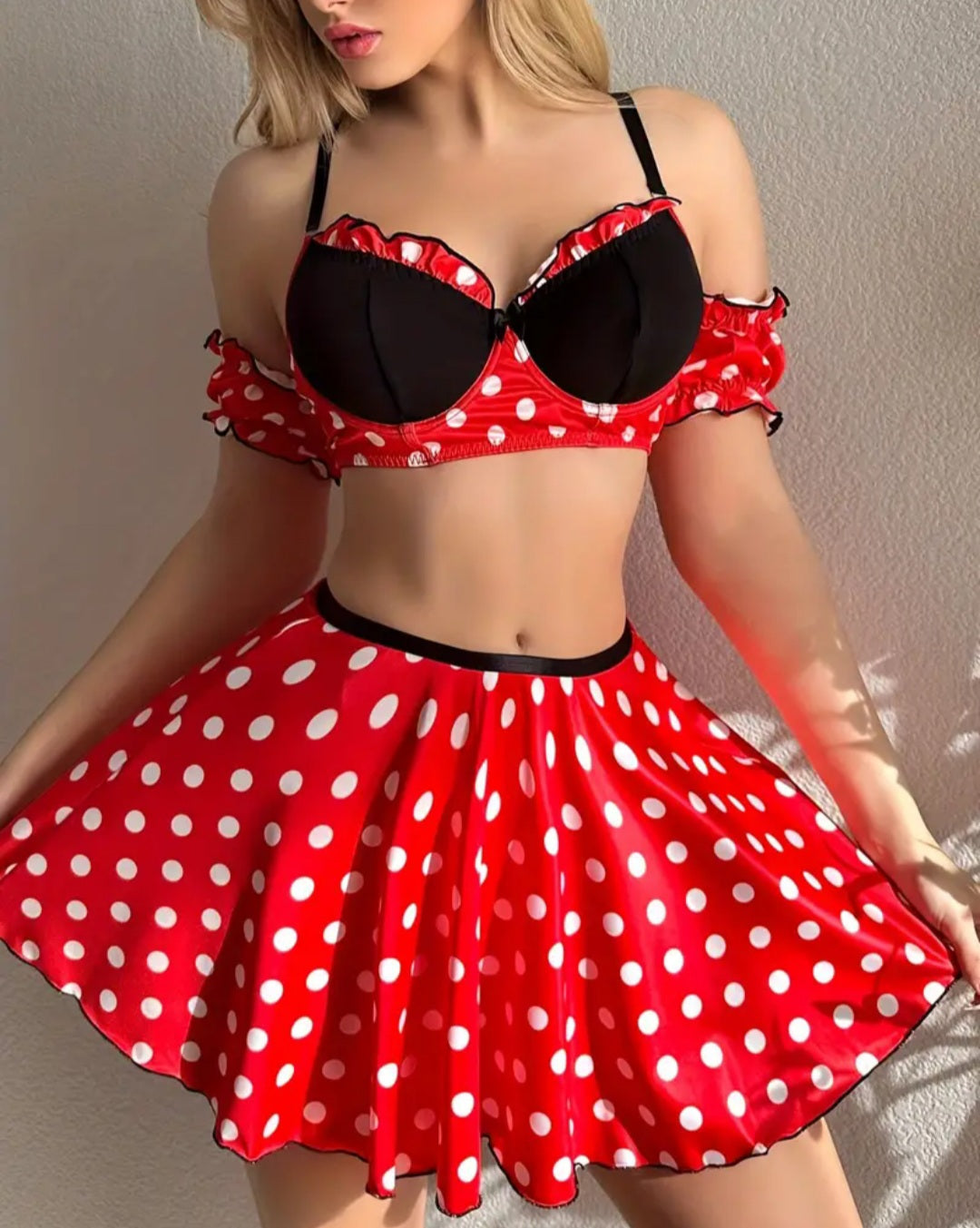 TEASING GINGHAM COSTUME