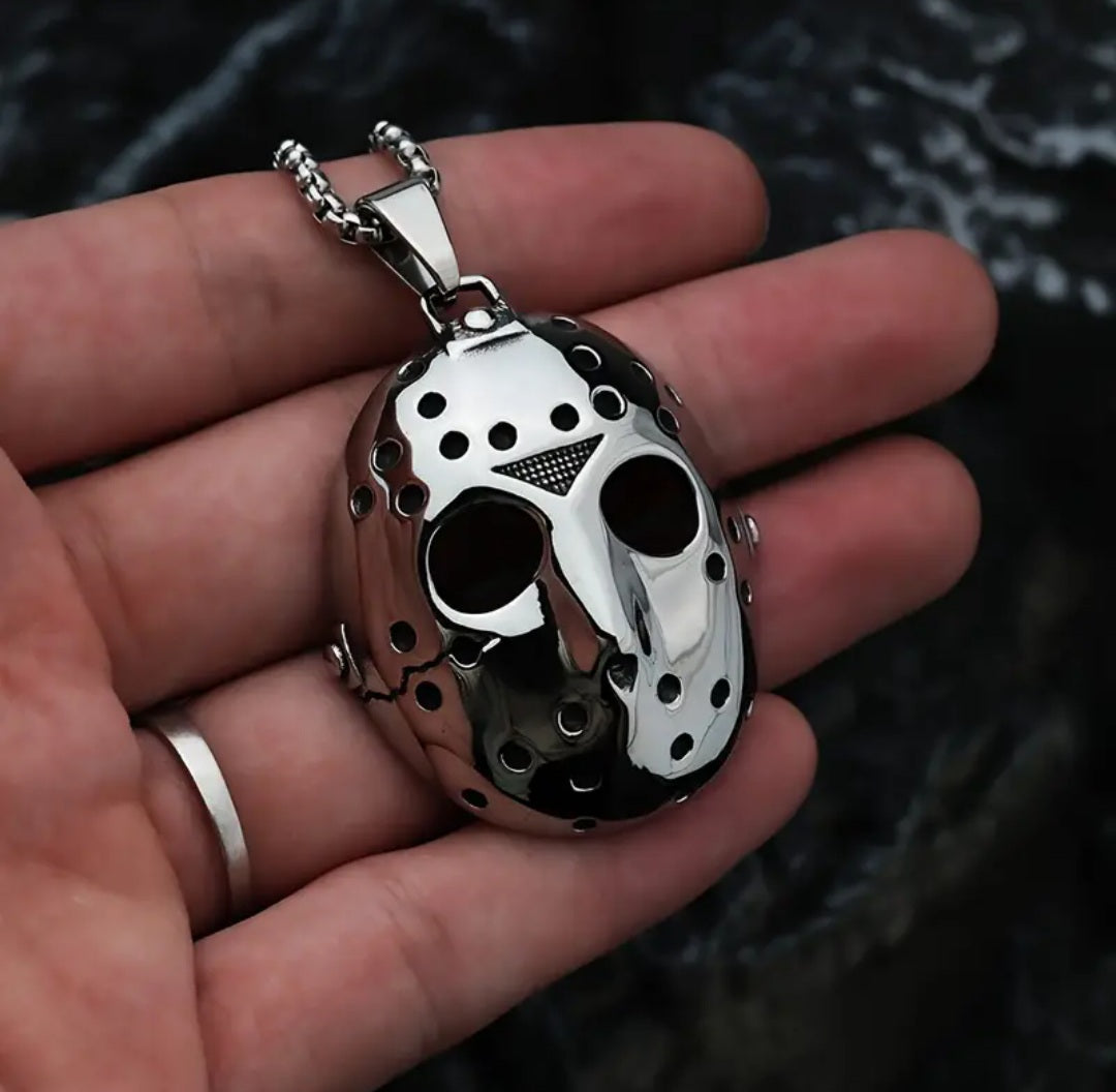 JASON PENDANT NECKLACE