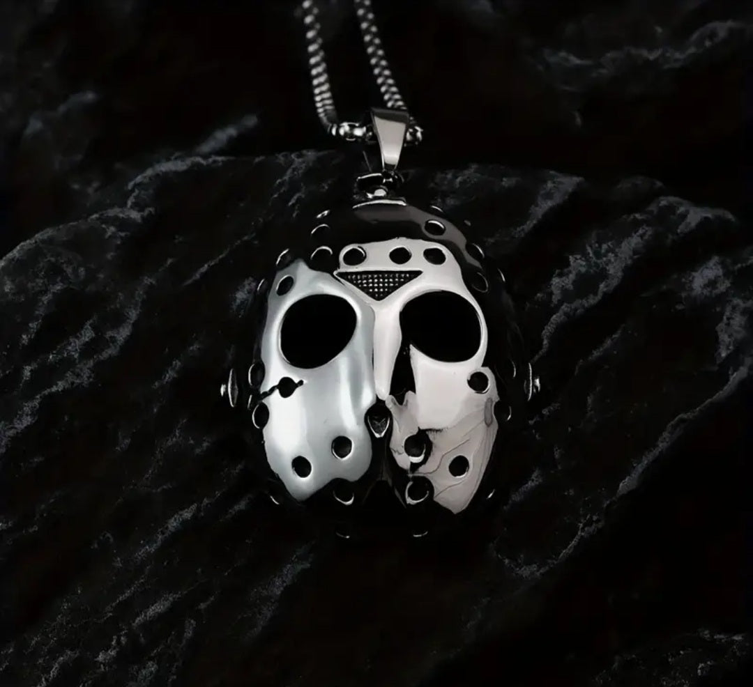 JASON PENDANT NECKLACE