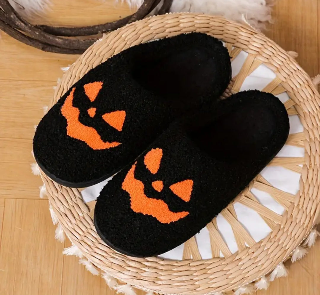 JACK-o-LANTERN WOMEN'S SOFT SLIPPERS